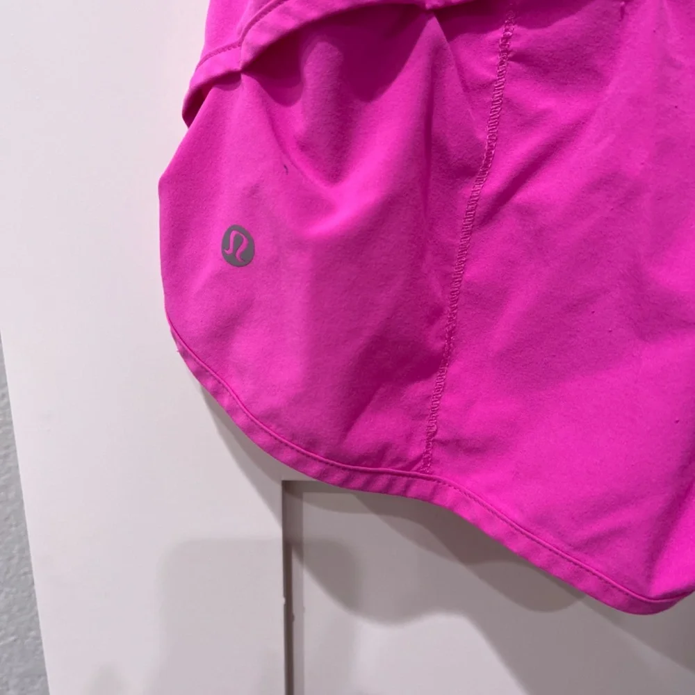 Speed Up Lululemon Shorts Low Rise - Picture 3 of 4